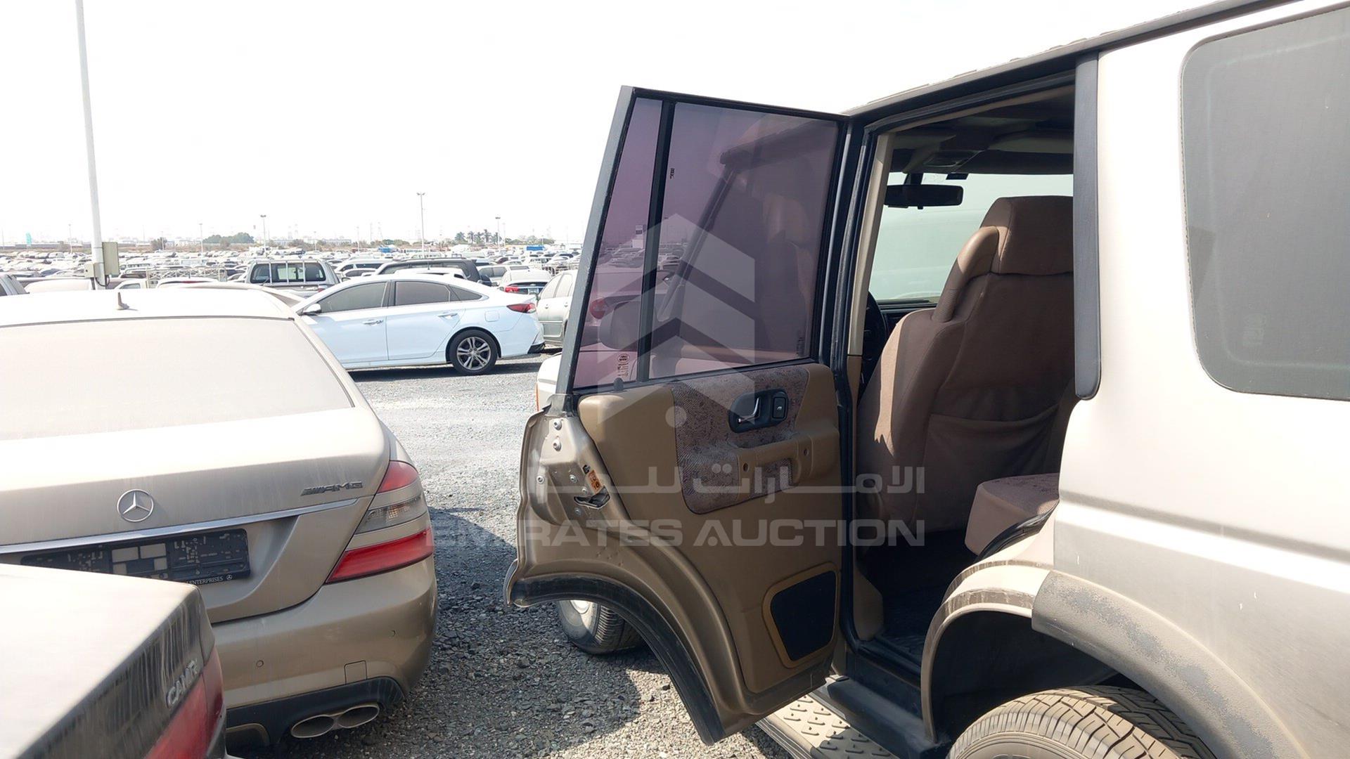 2000 LAND ROVER DISCOVERY VIN: SALLTGM34YA250406