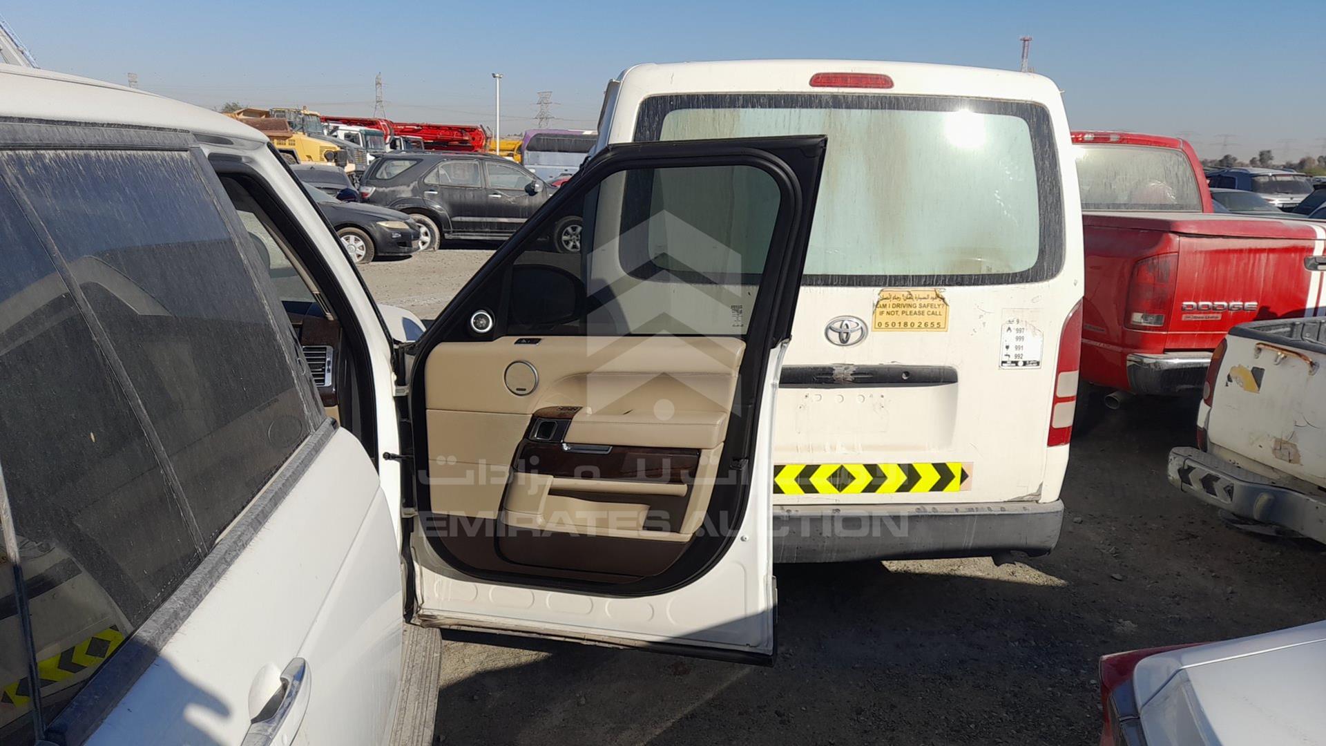 2014 RANGE ROVER VOGUE VIN: SALGA2EFXEA136165