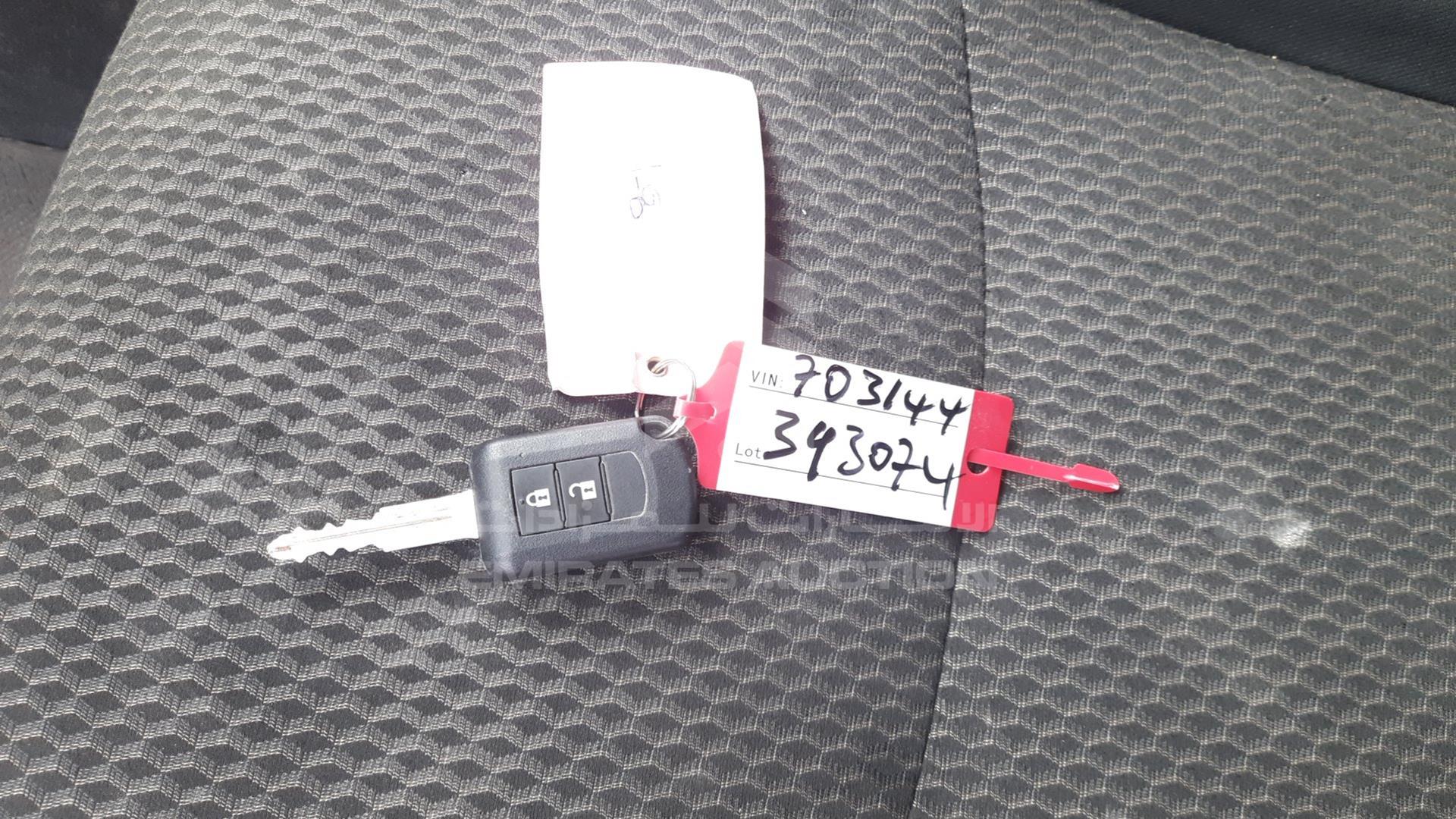2017 MITSUBISHI ASX VIN: JE4LP21U5HZ703144
