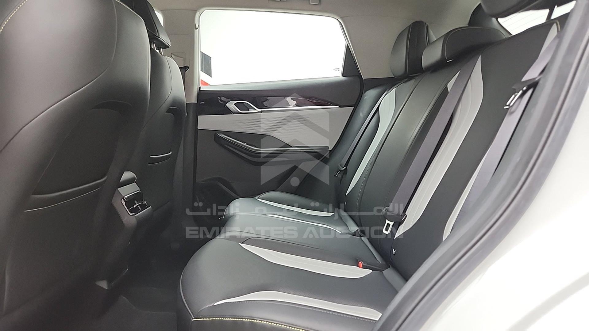 2024 GEELY COOLRAY VIN: LB3762KZ3RX503455