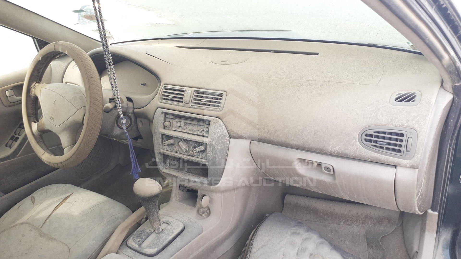 2002 MITSUBISHI GALANT VIN: 4A3AA46G62E033486