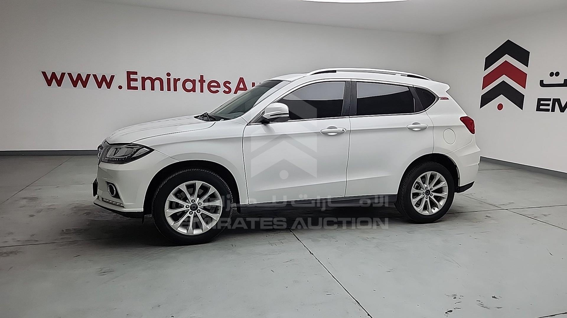 2018 HAVAL H2 VIN: LGWEE4A44JH903553