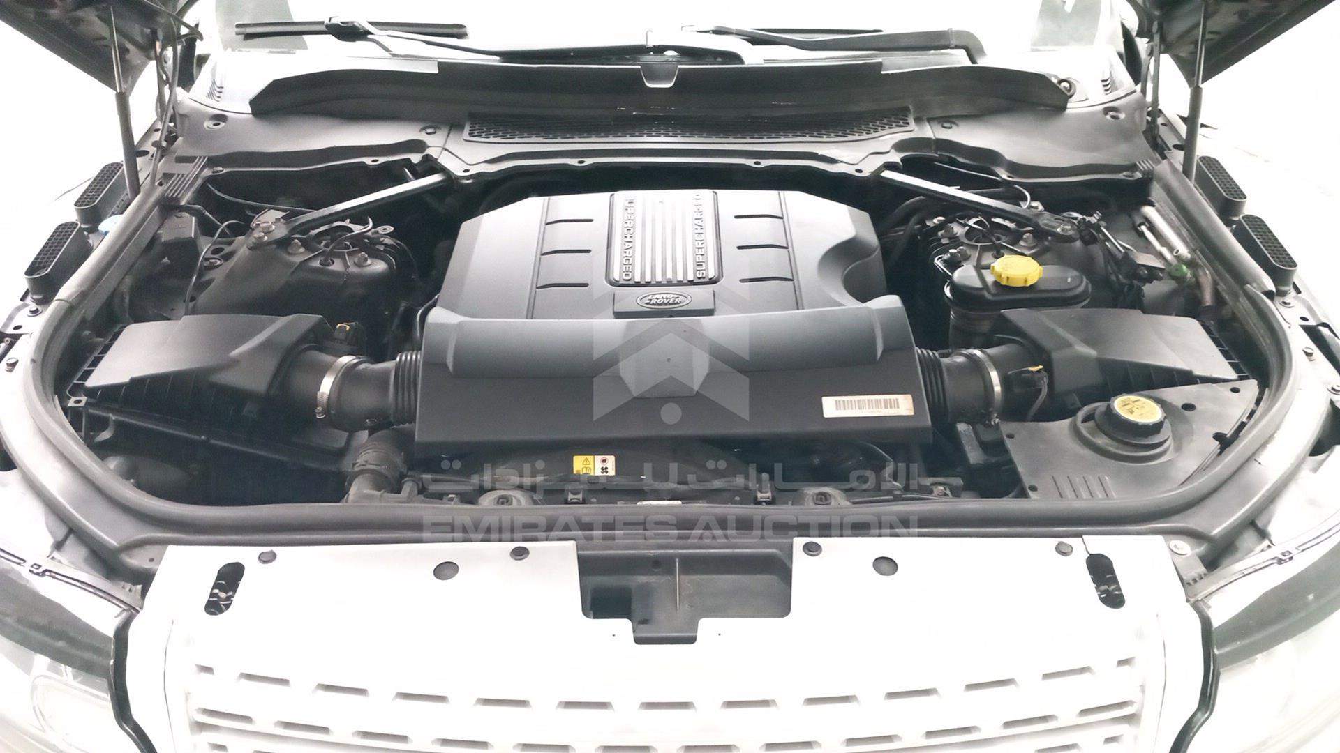2015 RANGE ROVER VOGUE VIN: SALGA2EF7FA204715