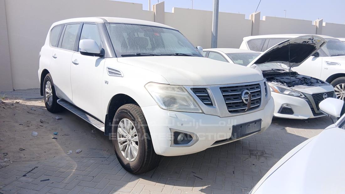 نيسان باترول 2019 — الزاوية الأمامية اليمنى — صورة 9