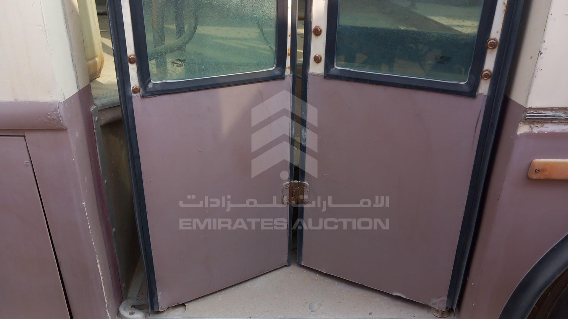 2008 ASHOK LEYLAND --- VIN: MB1PAEFA585157653