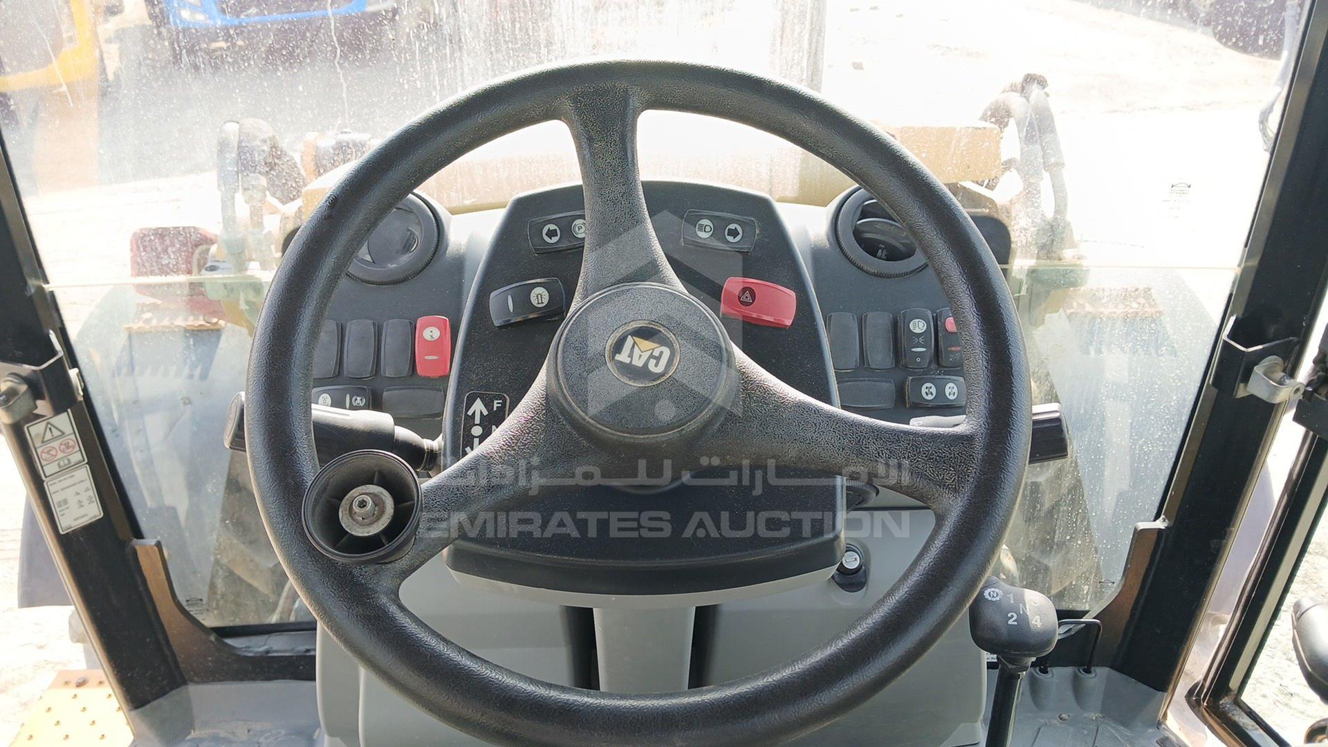 2013 CATERPILLAR --- VIN: CAT0434FJLDH00154