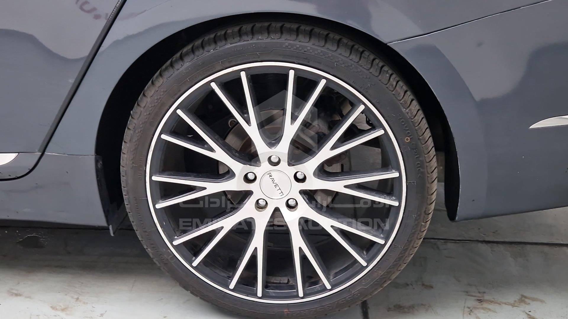 2015 KIA CADENZA VIN: KNALN4D71F5194432