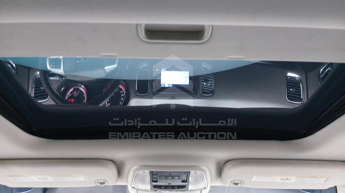 2012 Dodge Durango — Sun Roof View — Photo 19