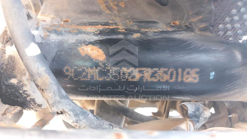 9C2MC3502FR350165 Auction: EmiratesAuction Lot: 406828 9C2MC3502FR350165 Honda CBX 250 Twister 2015 BLACK Photo 2