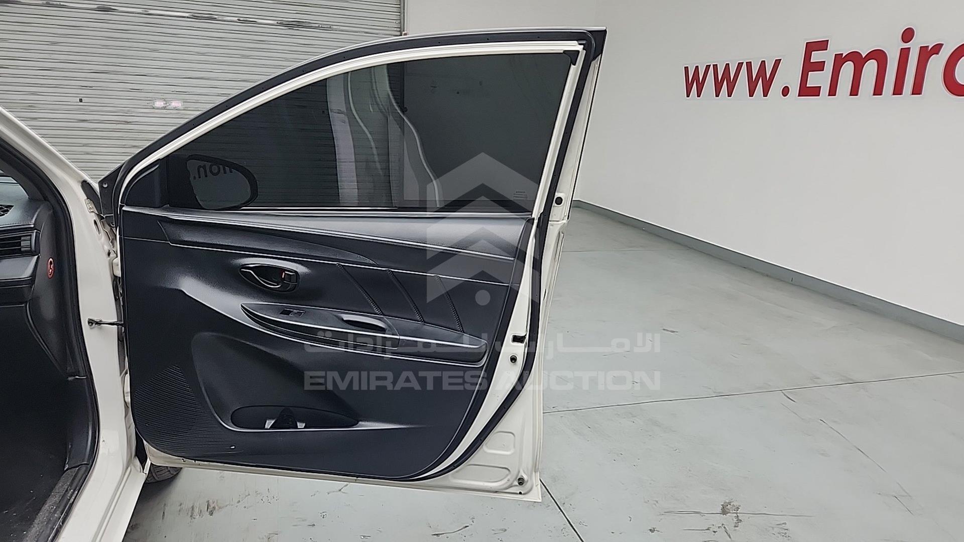 2014 TOYOTA YARIS VIN: MR2BT9F3XE1074588
