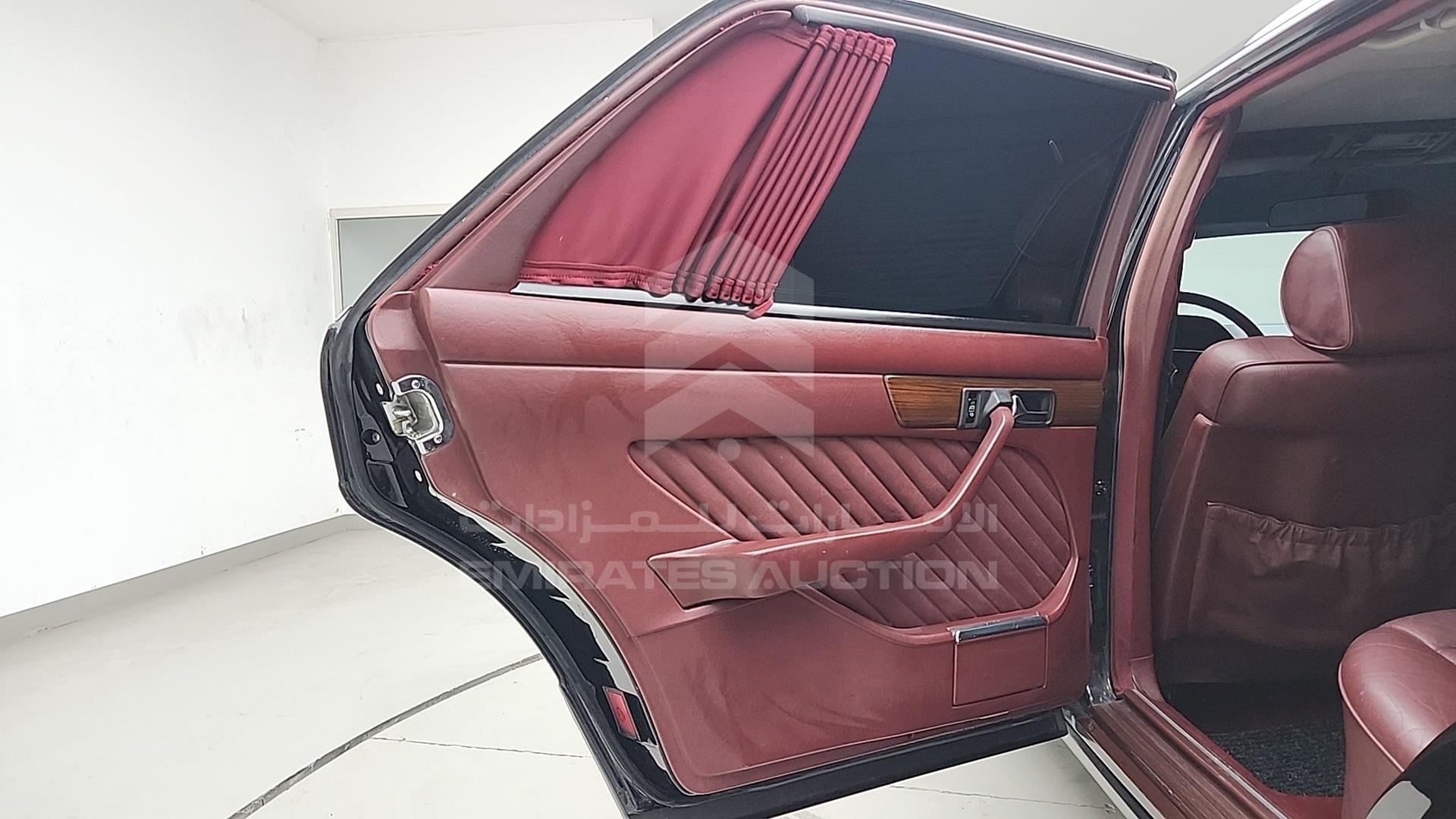 1989 MERCEDES SEL 300 VIN: WDBCA25E2KA466194