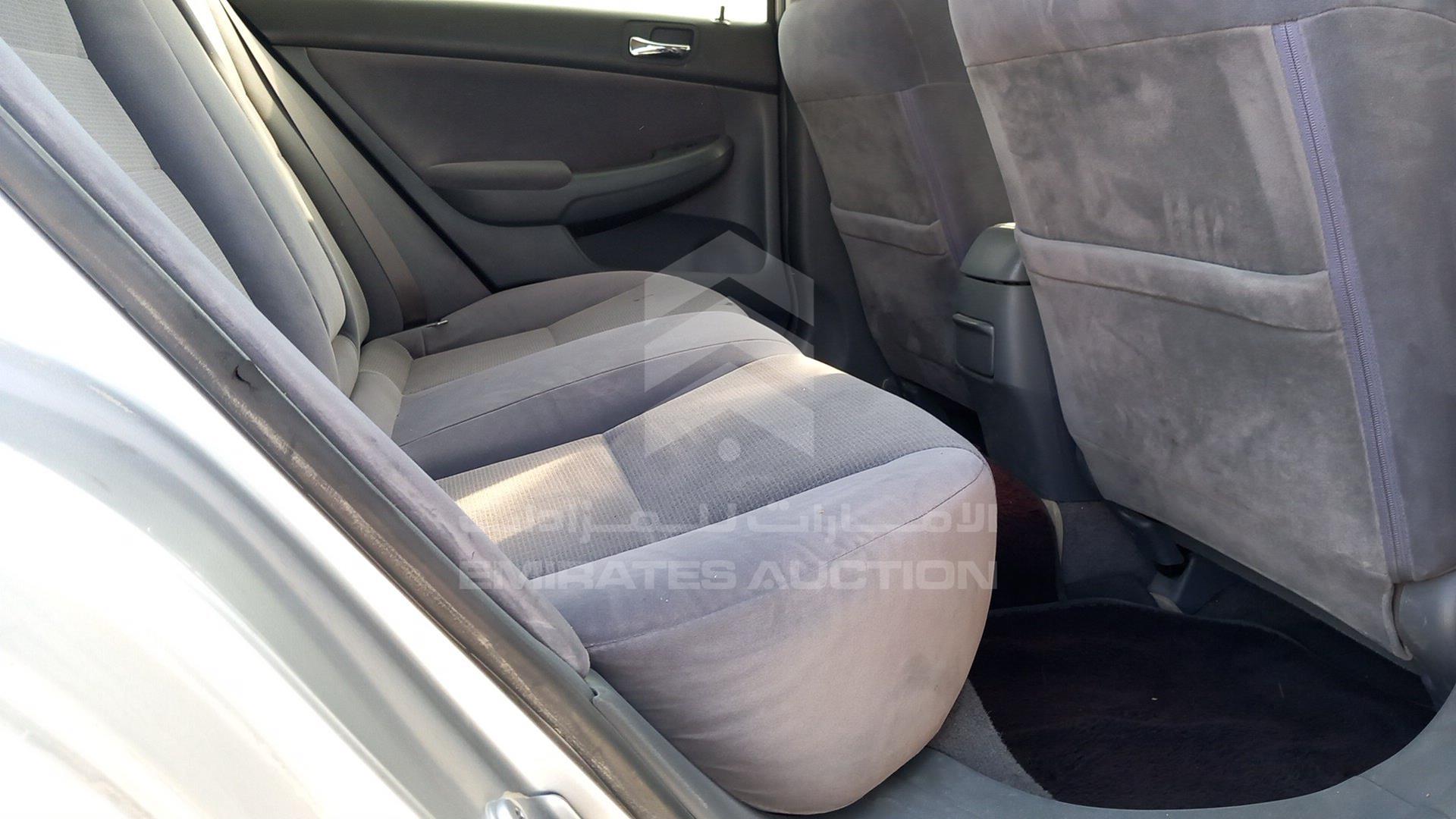 2004 HONDA ACCORD VIN: JHMCM56554C413780
