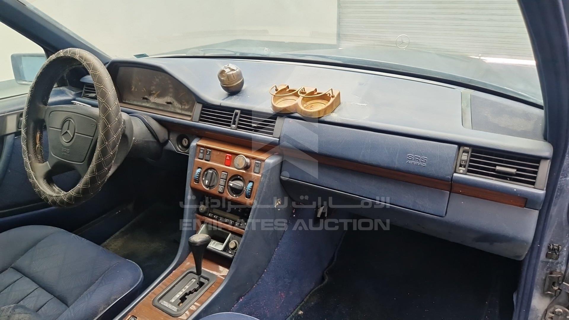 1995 MERCEDES E 280 VIN: WDB1240281C156311