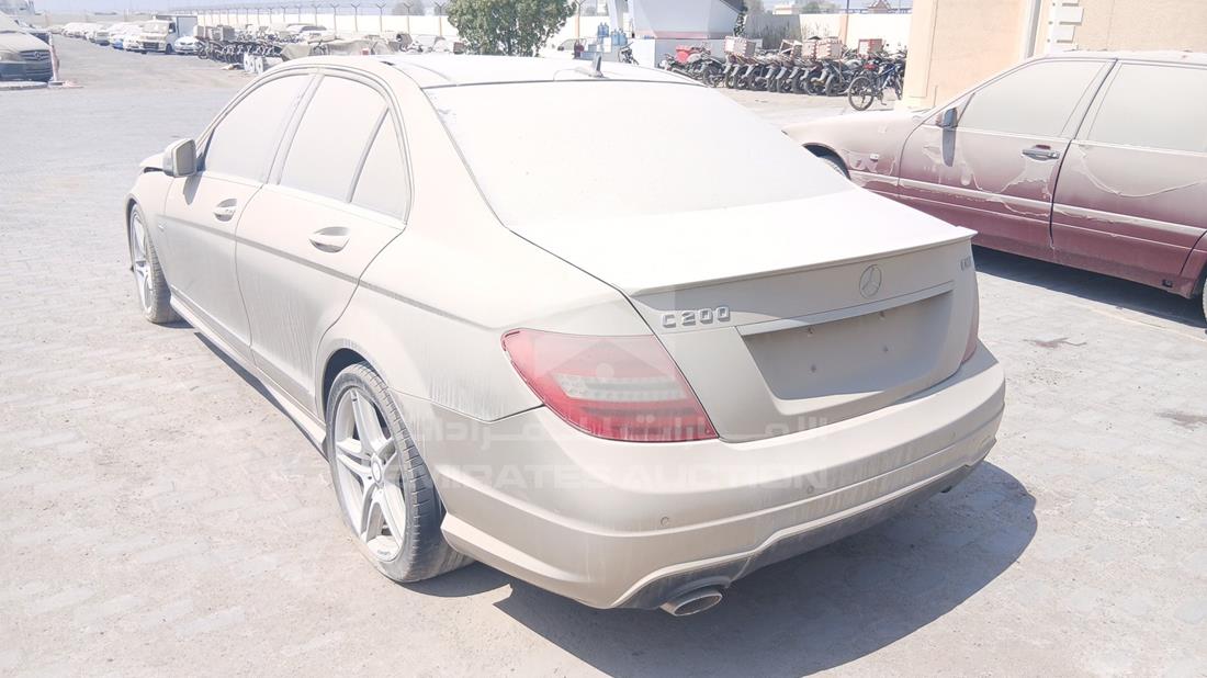 مرسيدس C200 2012 — الزاوية الخلفية اليسرى — صورة 6