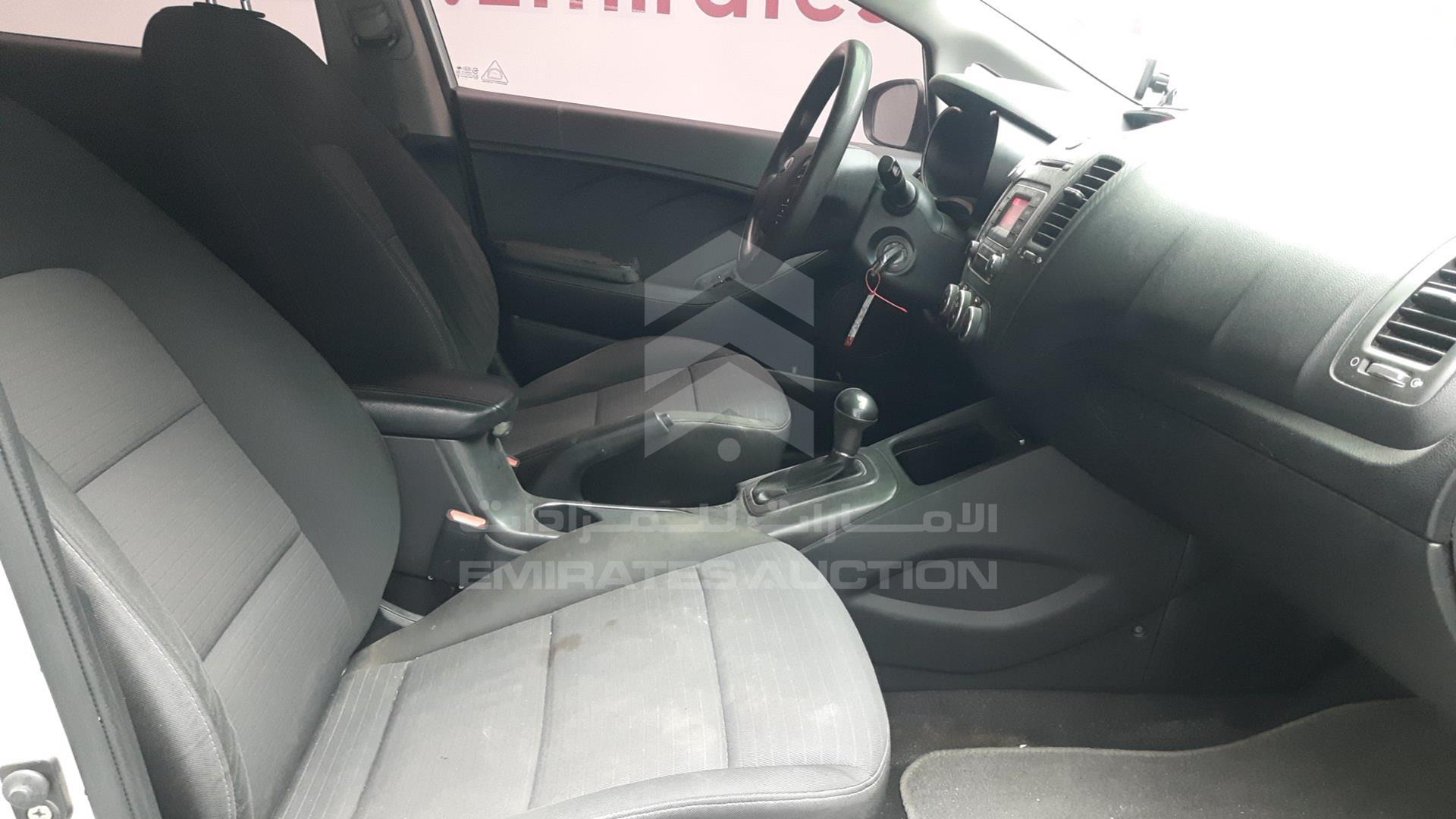 2014 KIA CERATO VIN: KNAFX4113E5172678