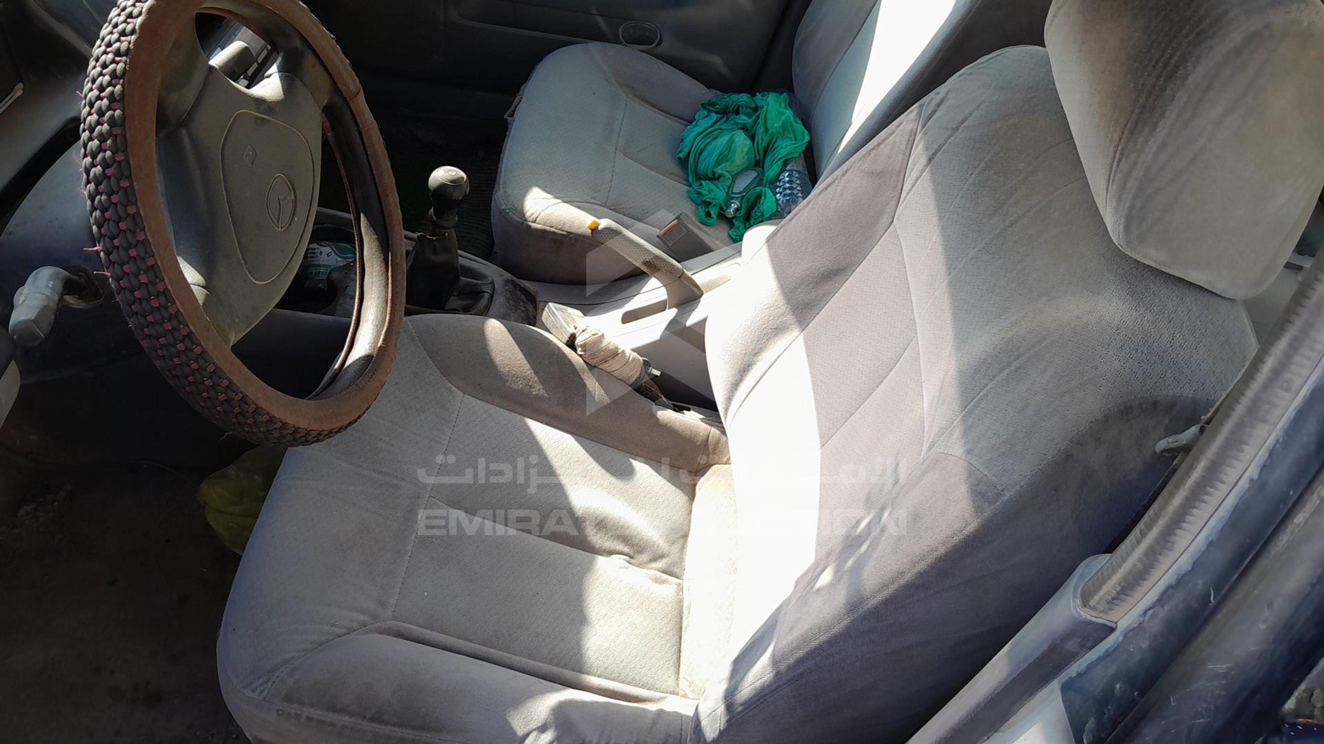 2002 MAZDA 323 VIN: JM7BJ123121209110