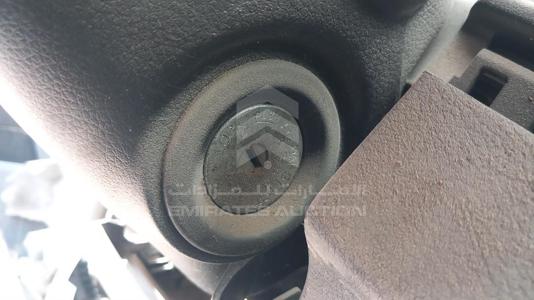 نيسان أورفان 2024 — المفاتيح — صورة 3