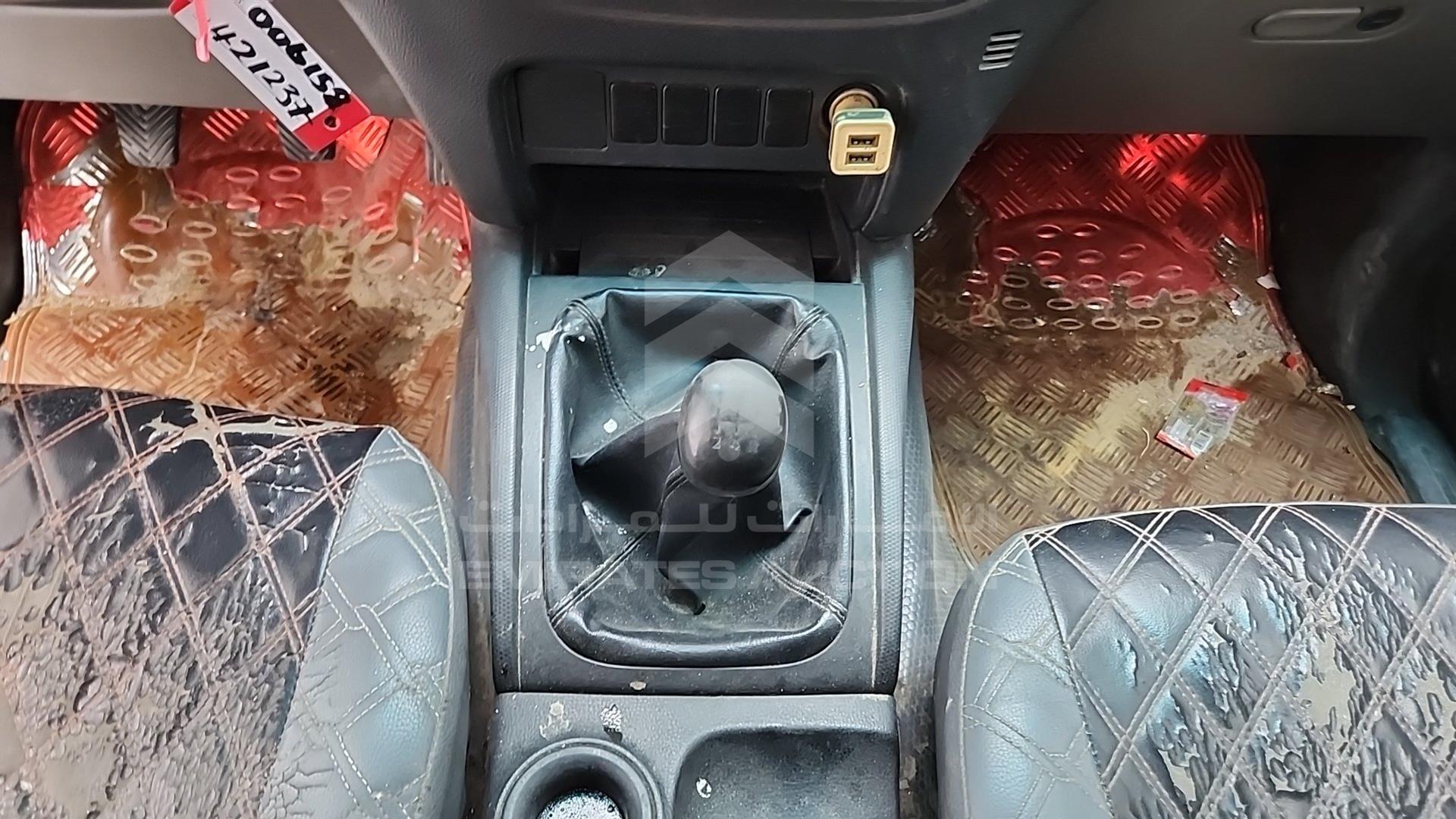 2016 MITSUBISHI L 200 VIN: MMBJNKJ40GH006158