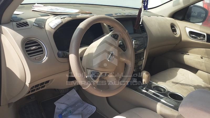 5N1AR2M50EC626502 Auction: EmiratesAuction Lot: 408569 5N1AR2M50EC626502 Nissan Pathfinder 2014 GREY Photo 10