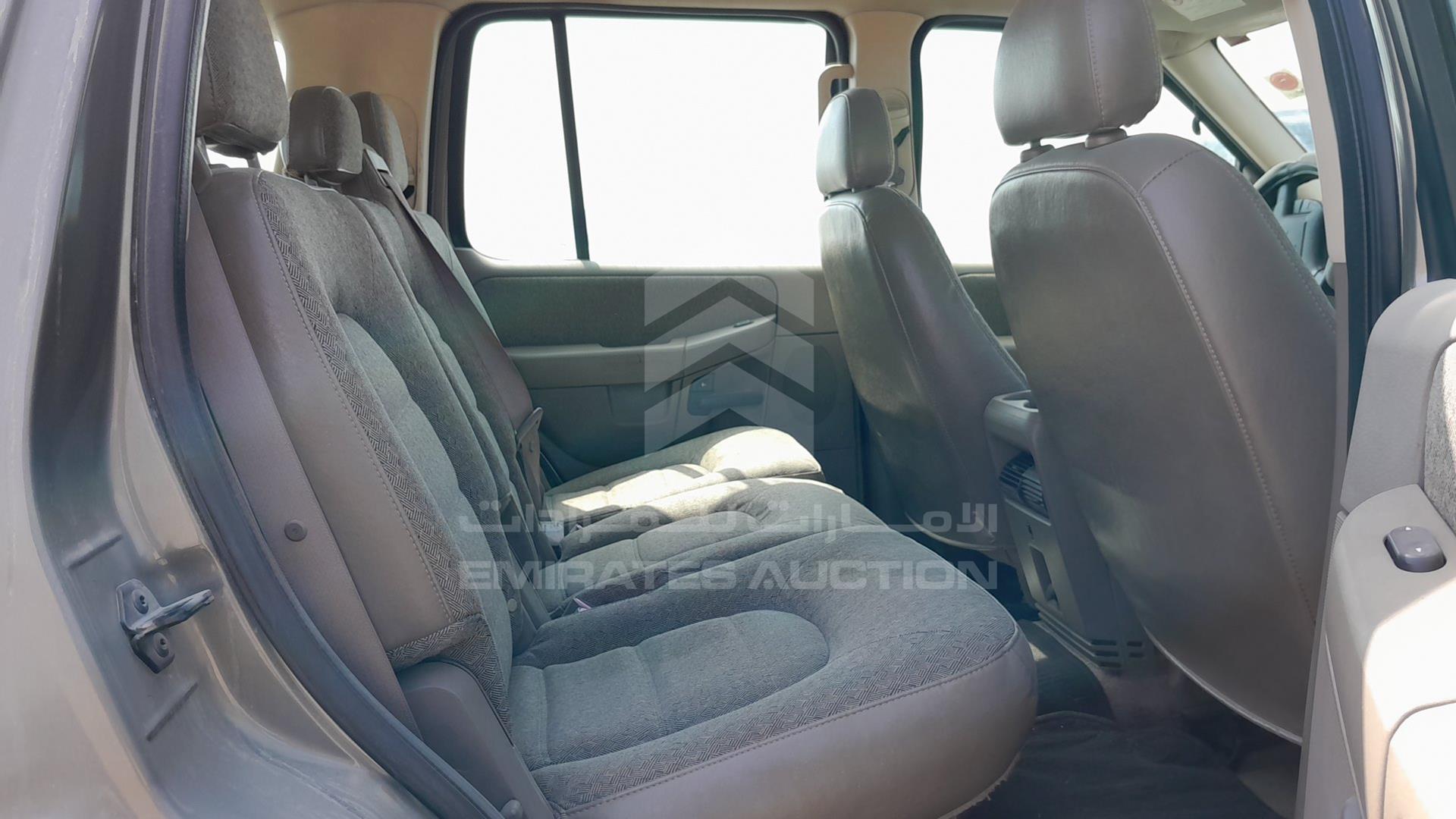 2005 FORD EXPLORER VIN: 1FMZU72E45ZA50606
