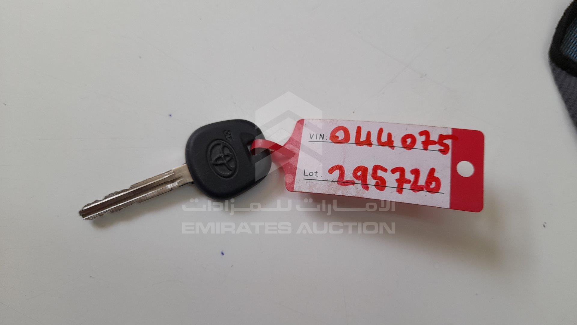 JTFPX22P0D0044075 - 2013 Toyota Hiace - #357503