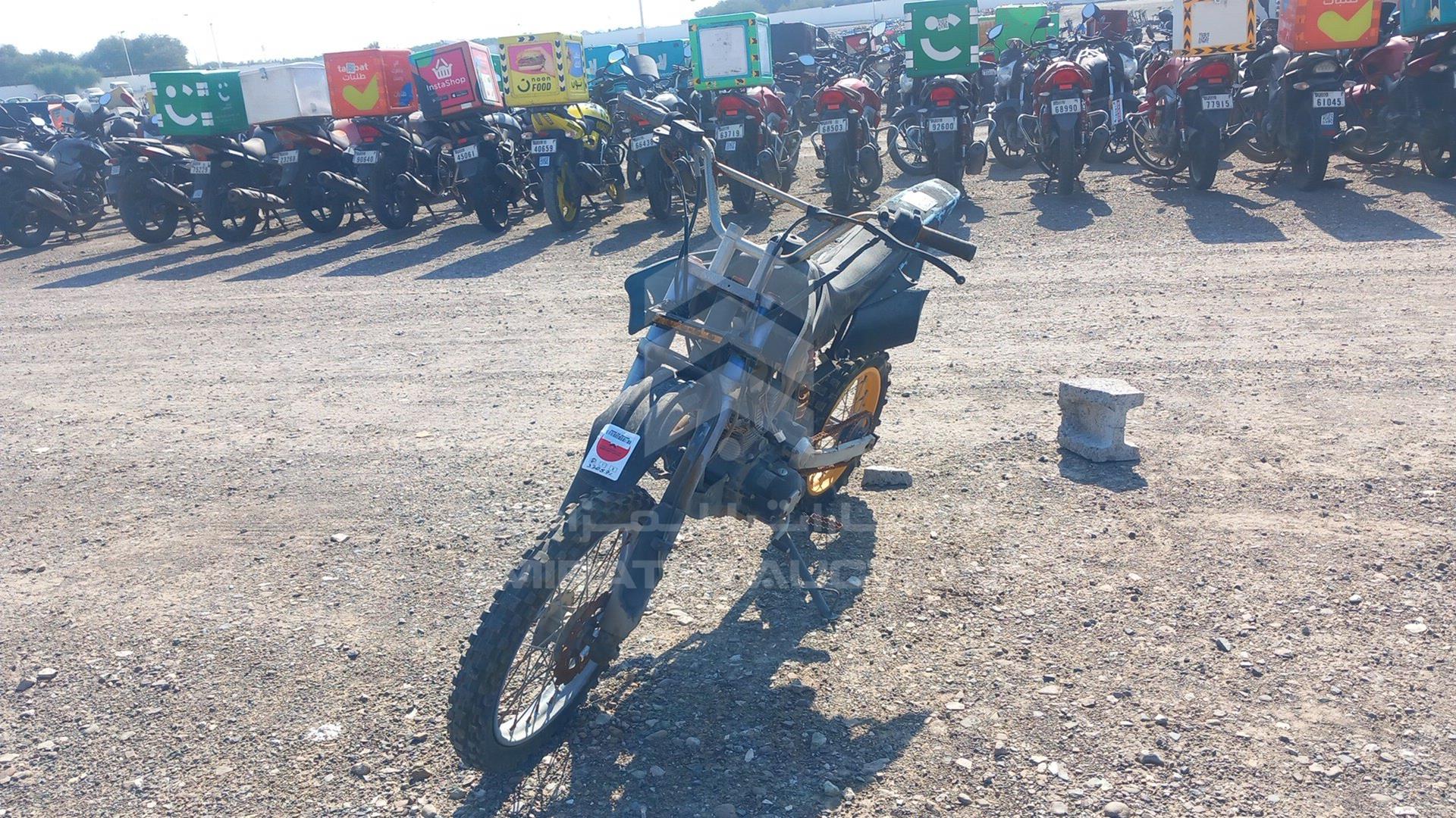 0 MOTORBIKE --- VIN: SD713E20180800516