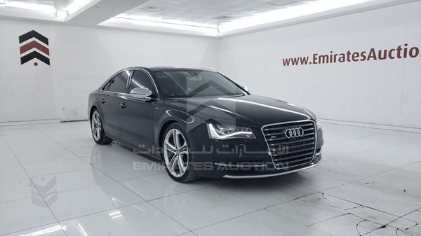 Audi S8 2014 WAUA2BFD6EN006378 Image 37
