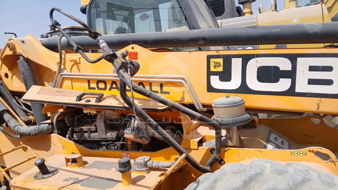 2018 JCB 530-110 — Front Right Passenger Dashboard View — Photo 31