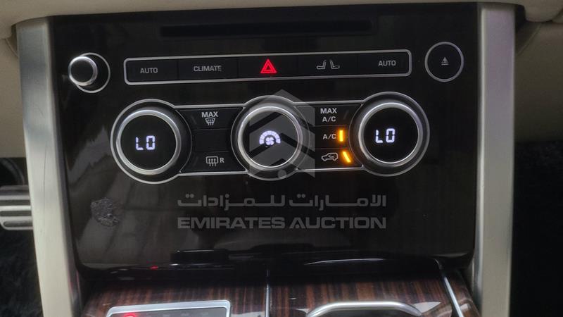 VIN: SALGA2EF6EA171169 Auction: EmiratesAuction Lot: 405877 VIN: SALGA2EF6EA171169 Range Rover Autobiography 2014 WHITE Photo 24