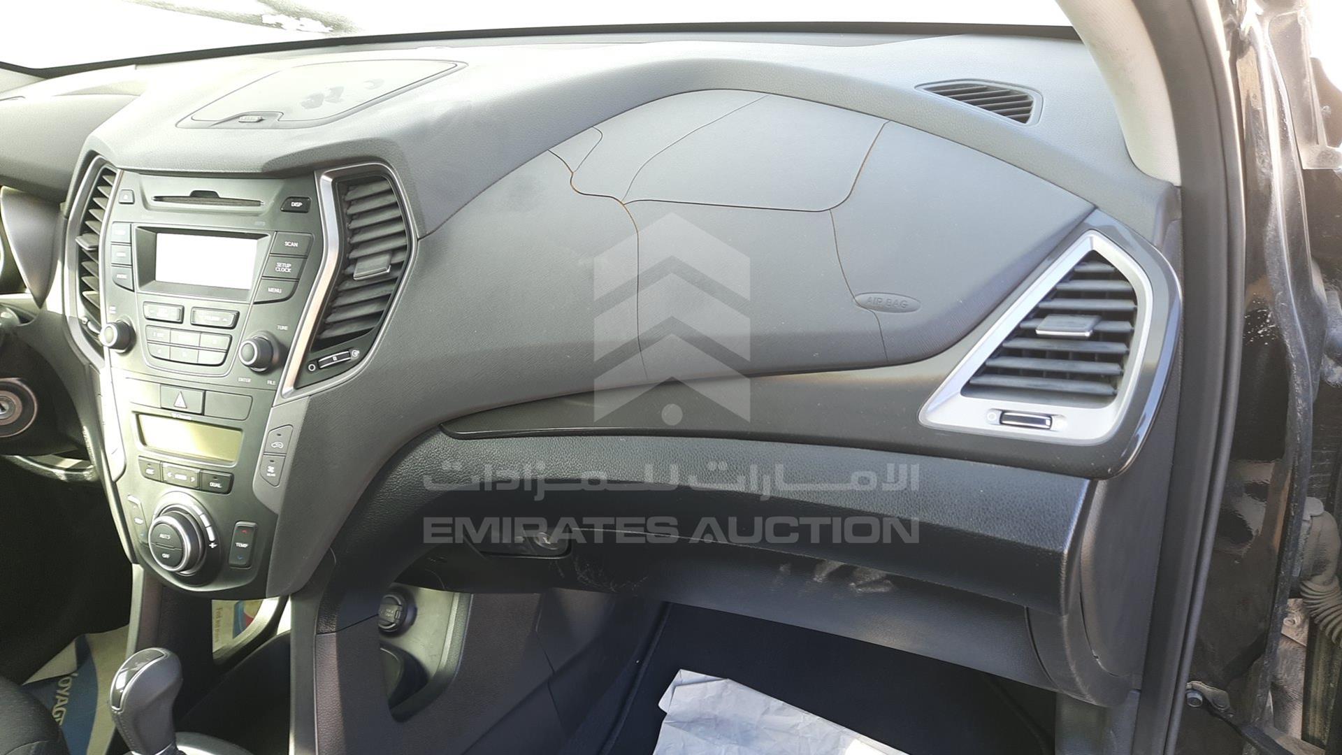 2014 HYUNDAI SANTA FE VIN: KMHSN81E3EU030365