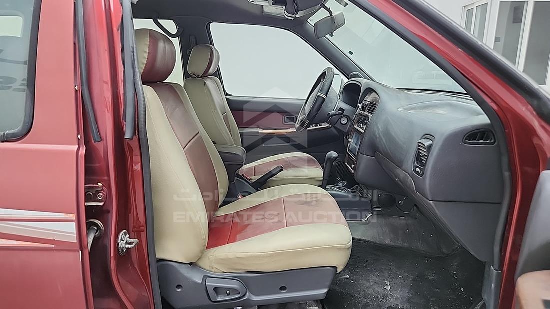 1998 Nissan Pathfinder — Front Right Passenger Seat View — Photo 22