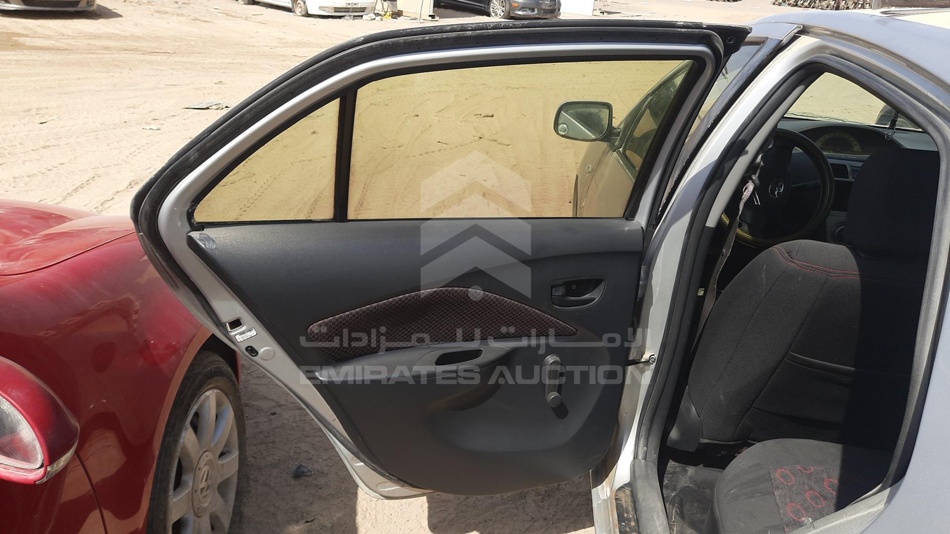 2006 TOYOTA YARIS VIN: JTDBW933361022451