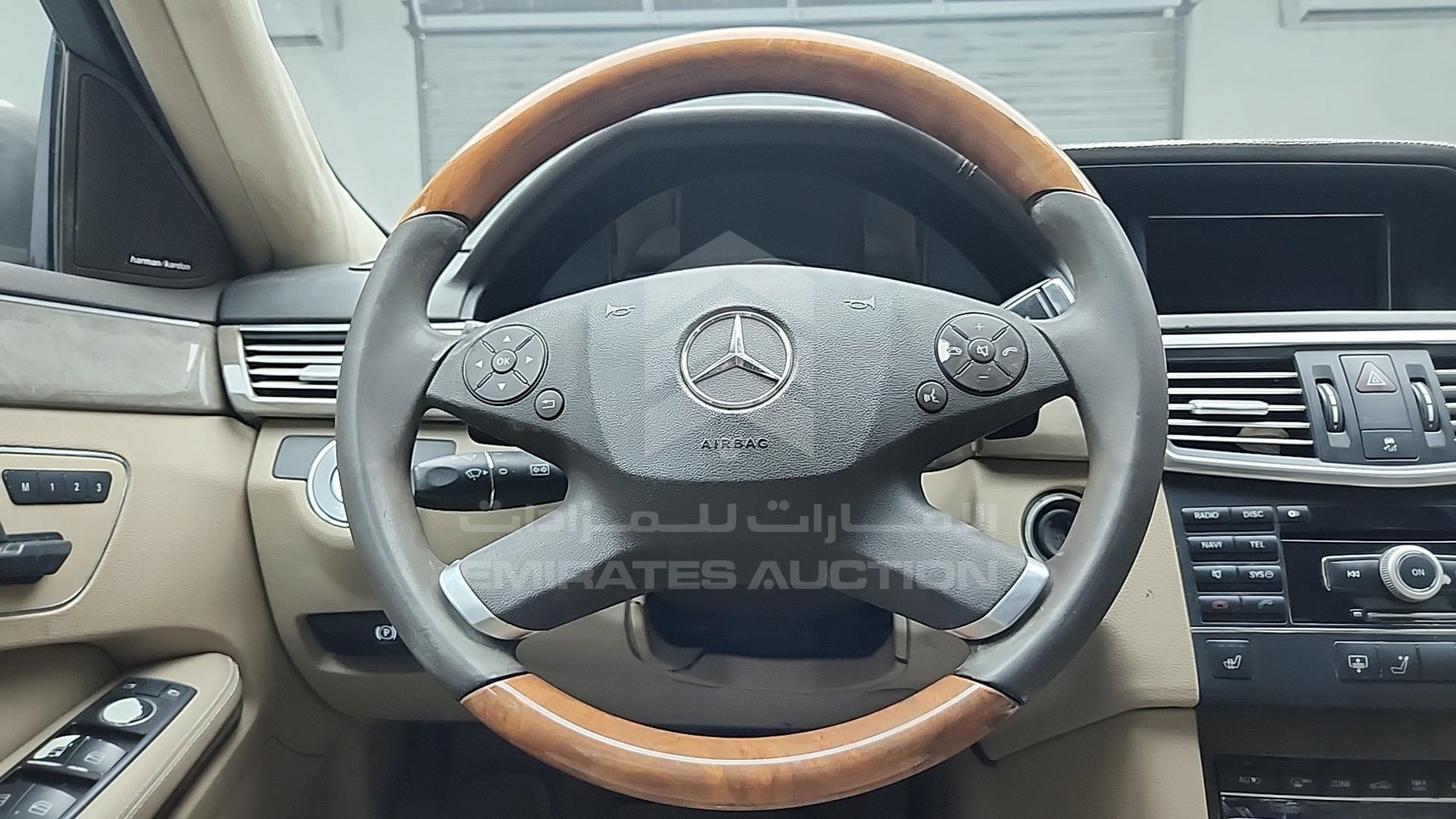 2010 MERCEDES E 350 VIN: WDDHF8HB9AA092331