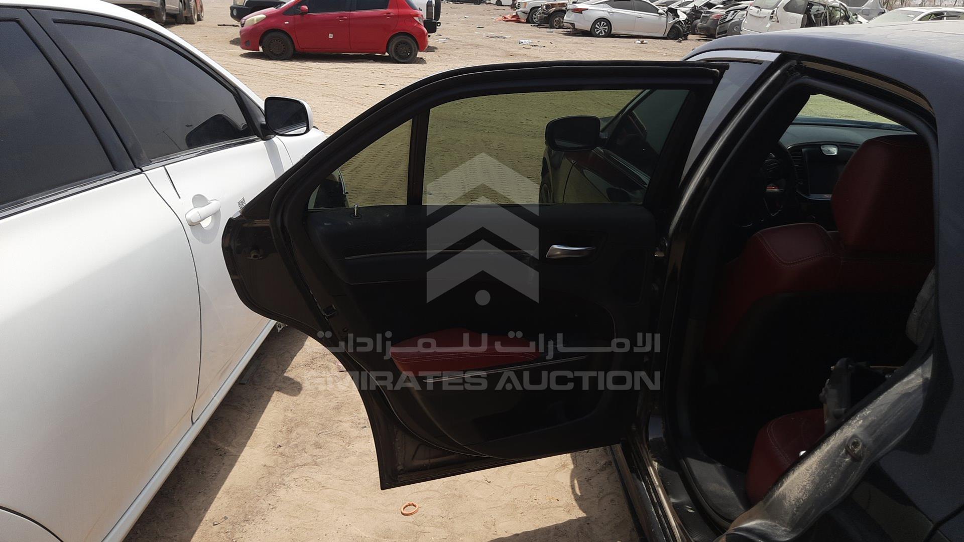 2014 CHRYSLER 300 C VIN: 2C3CCAFJ4EH278207