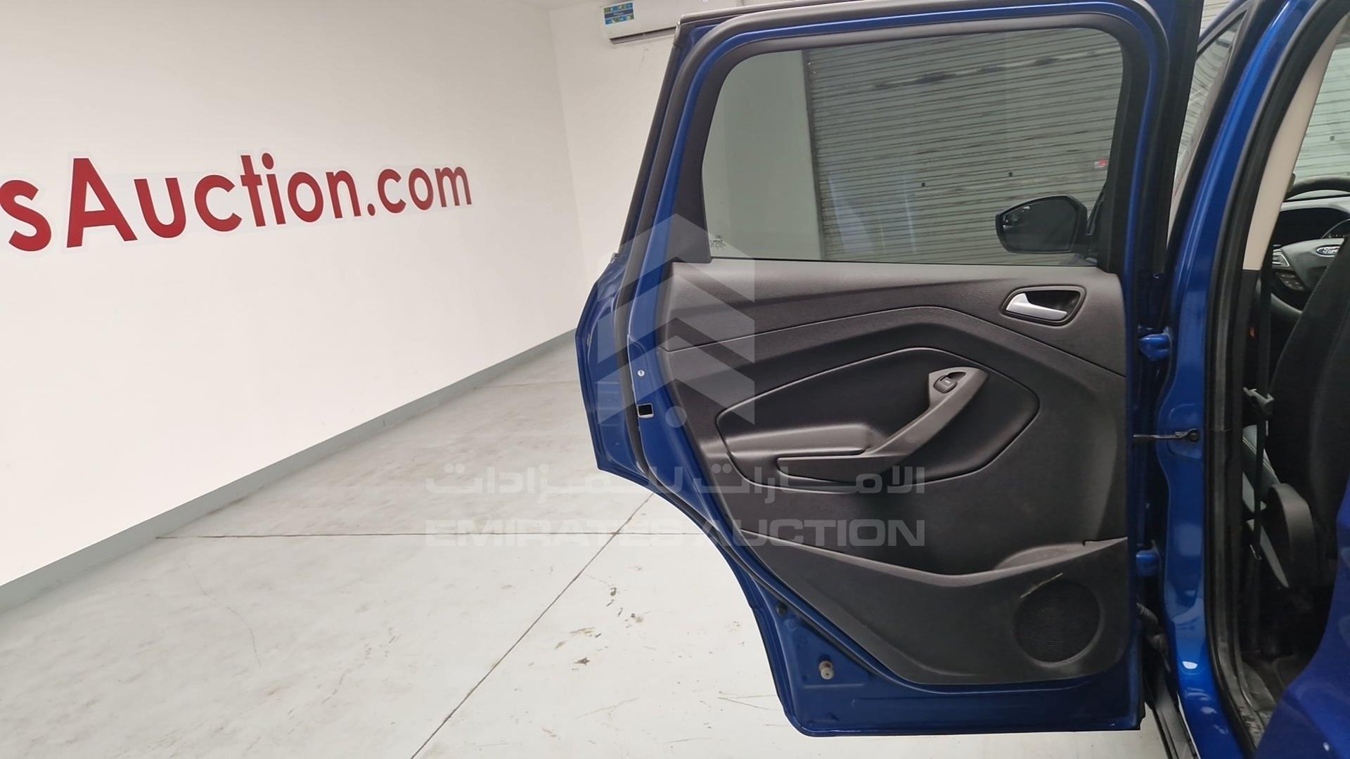 2017 FORD ESCAPE VIN: 1FMCU0GDXHUD14328