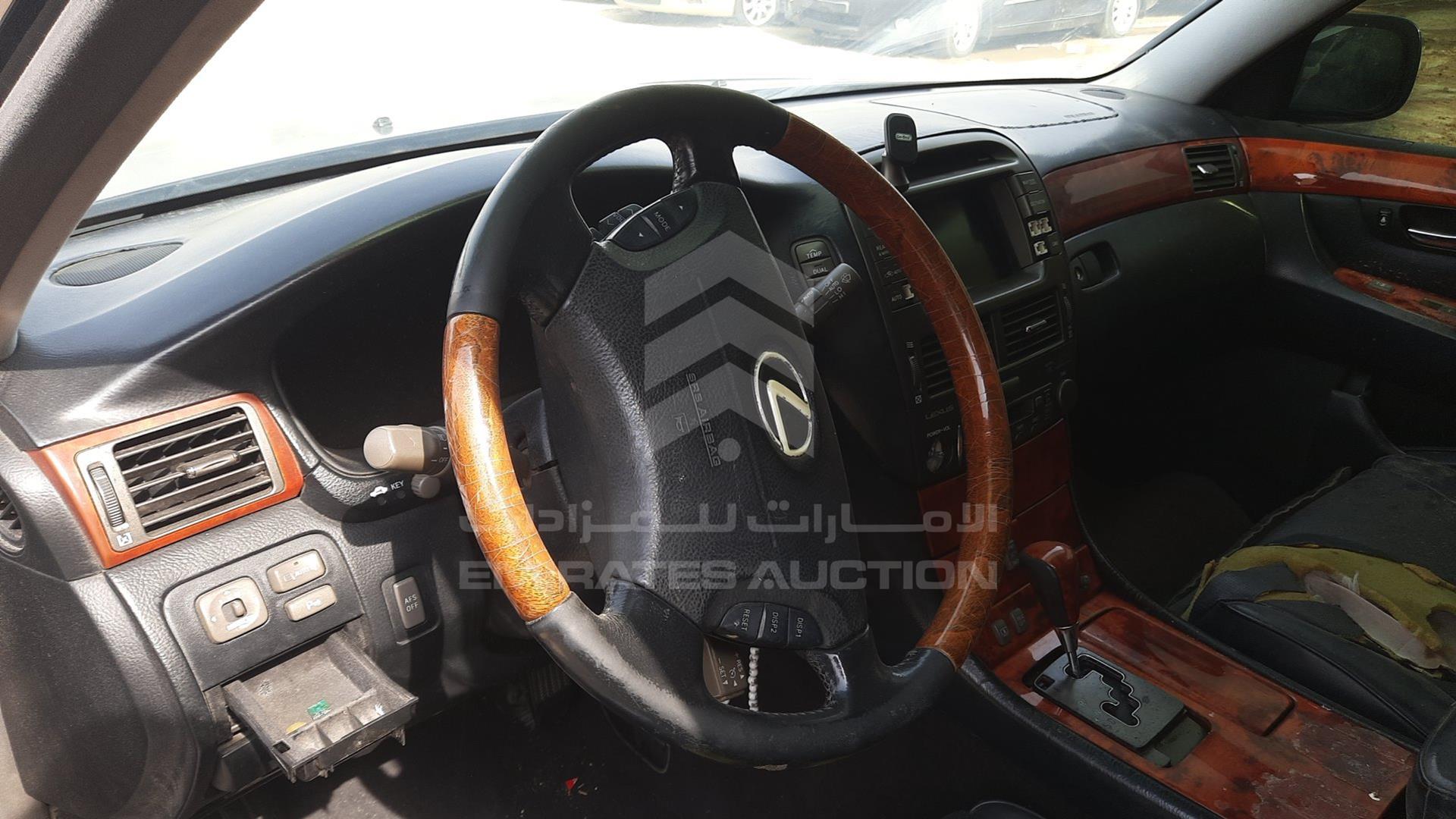 2005 LEXUS LS 430 VIN: JTHBN36F855020609