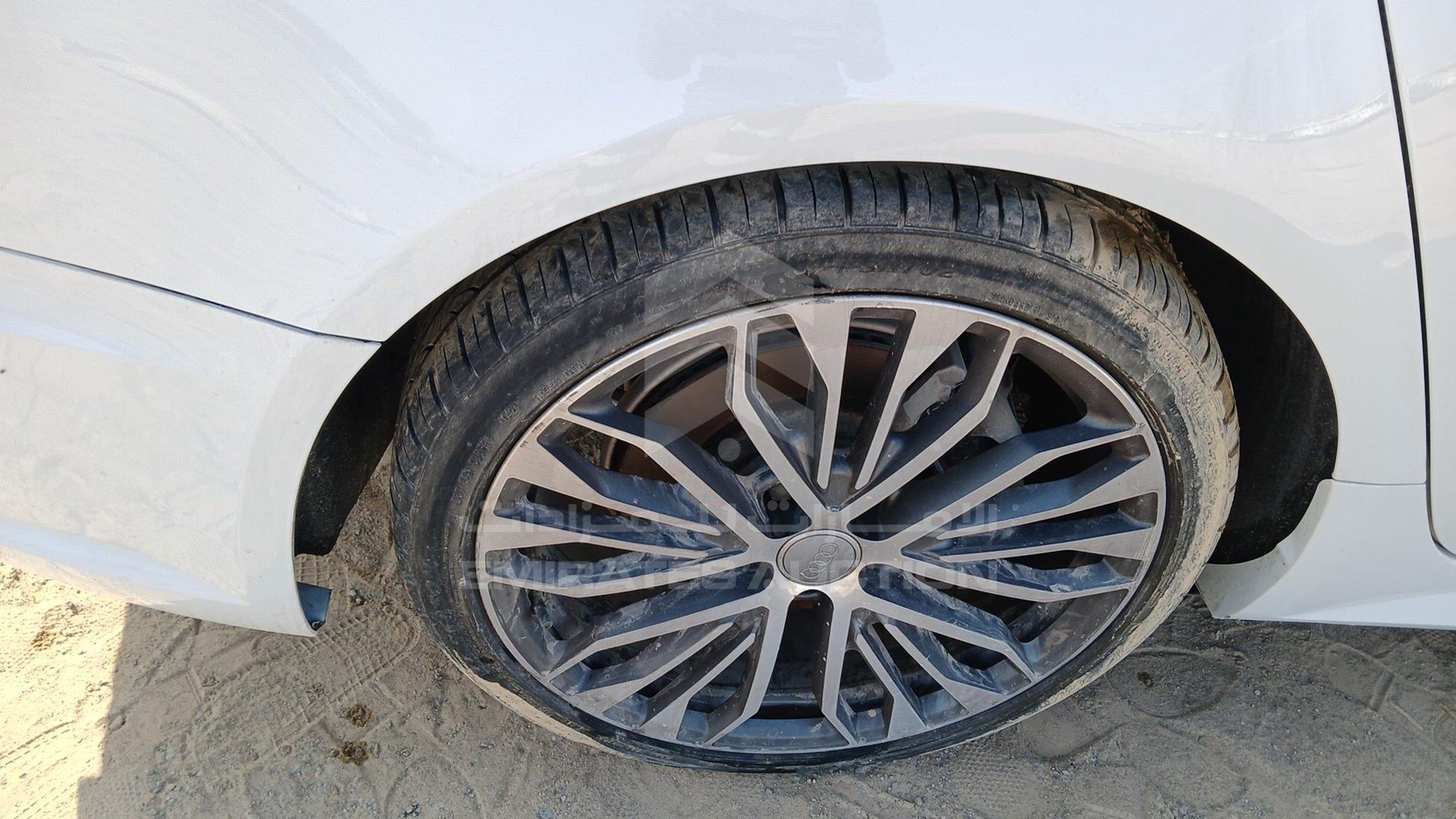 2017 AUDI A6 VIN: WAUAFCFC2HN033390