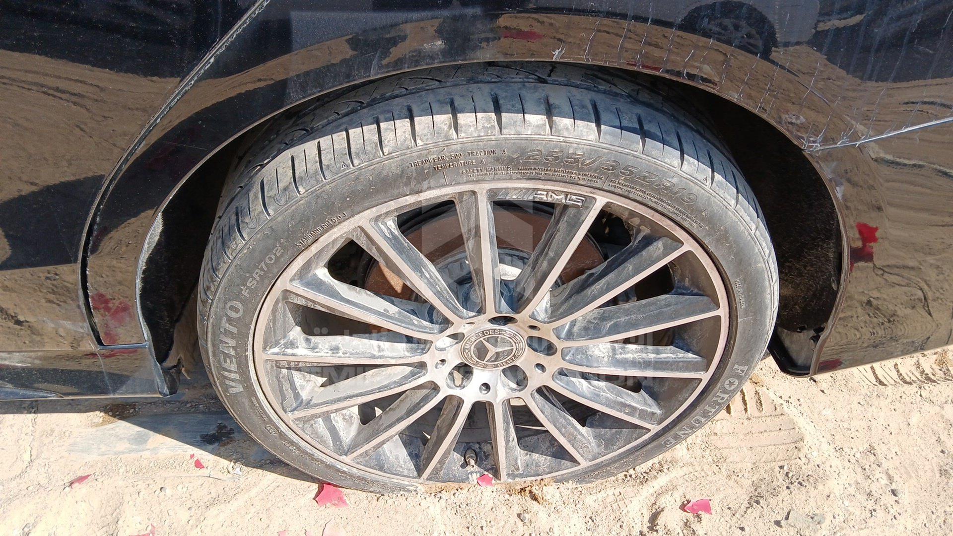 2019 MERCEDES C 300 VIN: 55SWF8DB6KU298088