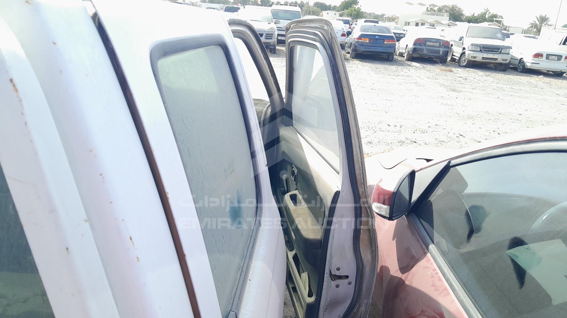 2000 NISSAN 2400 VIN: JN6BD23S6YA711209