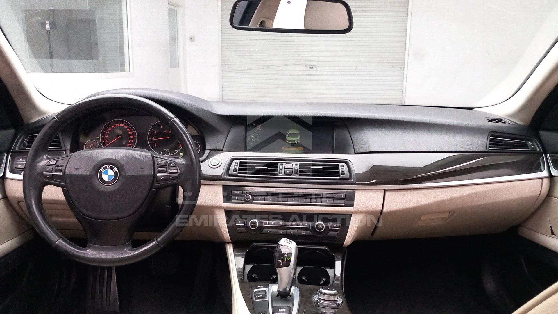 2013 BMW 530 VIN: WBACU5102DSF10485