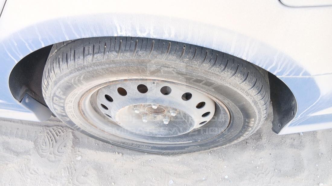 2018 Hyundai Sonata — Rear Left Tyre — Photo 31
