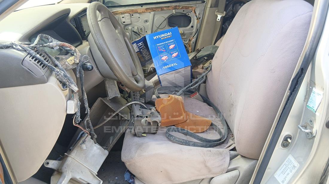 2002 Toyota Corolla — Front Left Driver Seat View — Photo 14