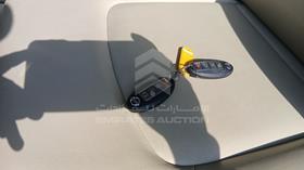 2019 Nissan Patrol — Keys — Photo 4 — Thumbnail