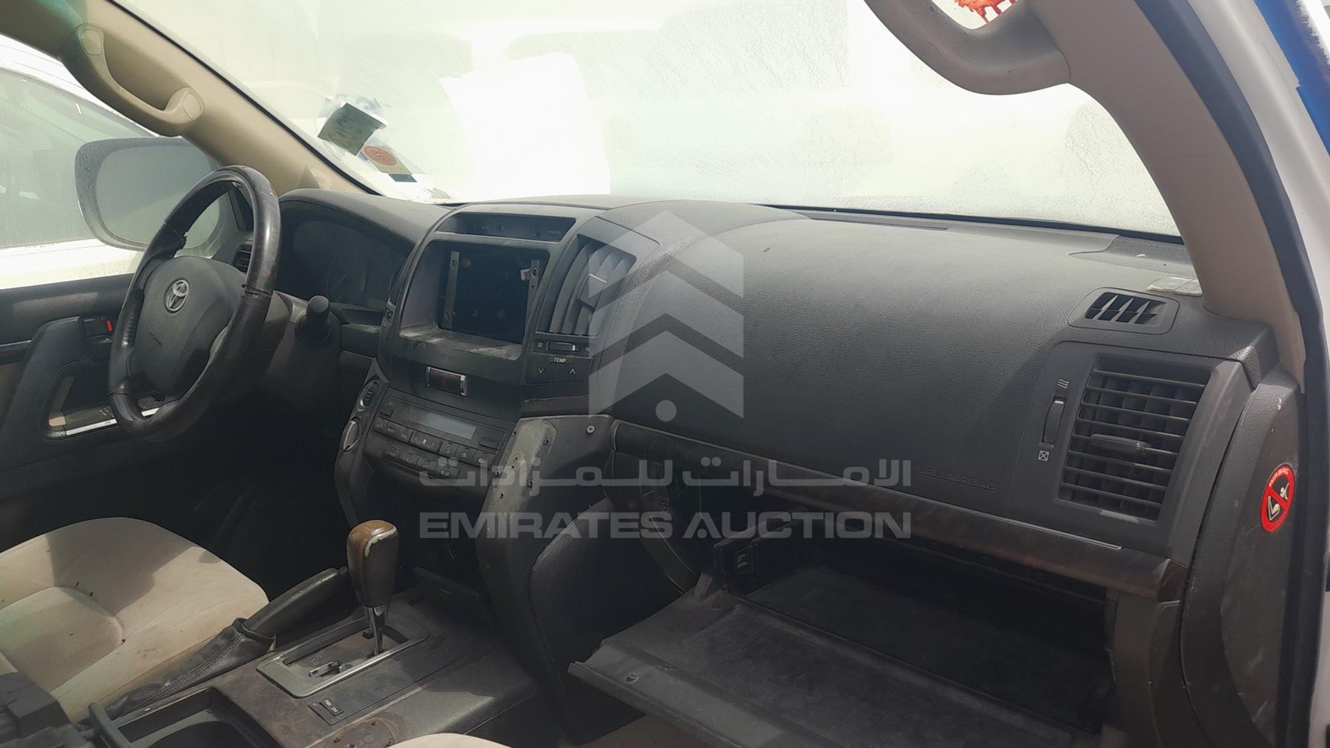2011 TOYOTA LAND CRUISER VIN: JTMHU09J6B5052743