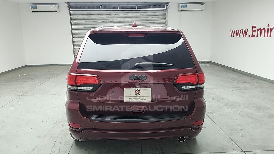 2019 Jeep Grand Cherokee — Rear View — Photo 7