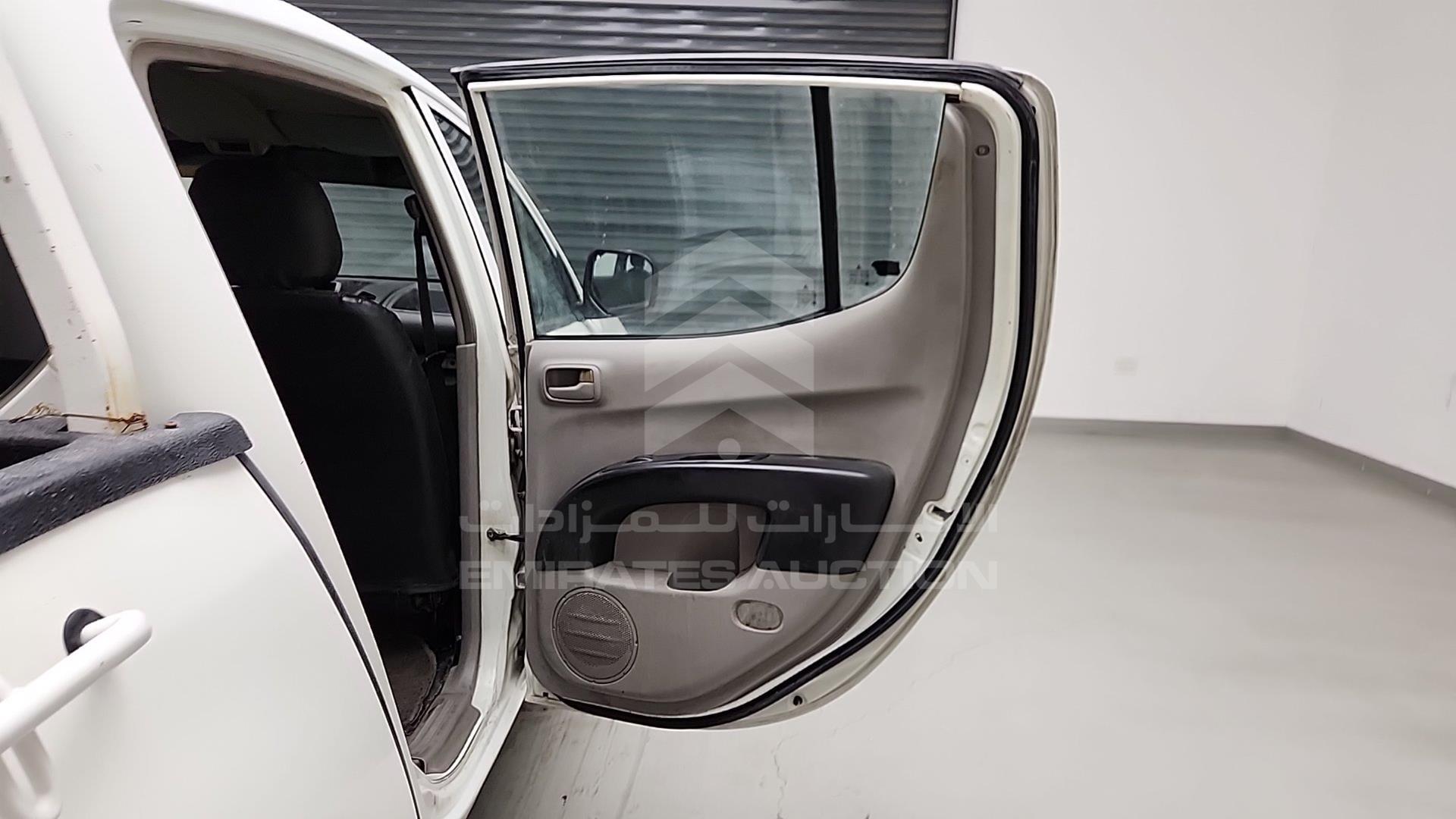 2013 MITSUBISHI L 200 VIN: MMBJNKA50DD007070
