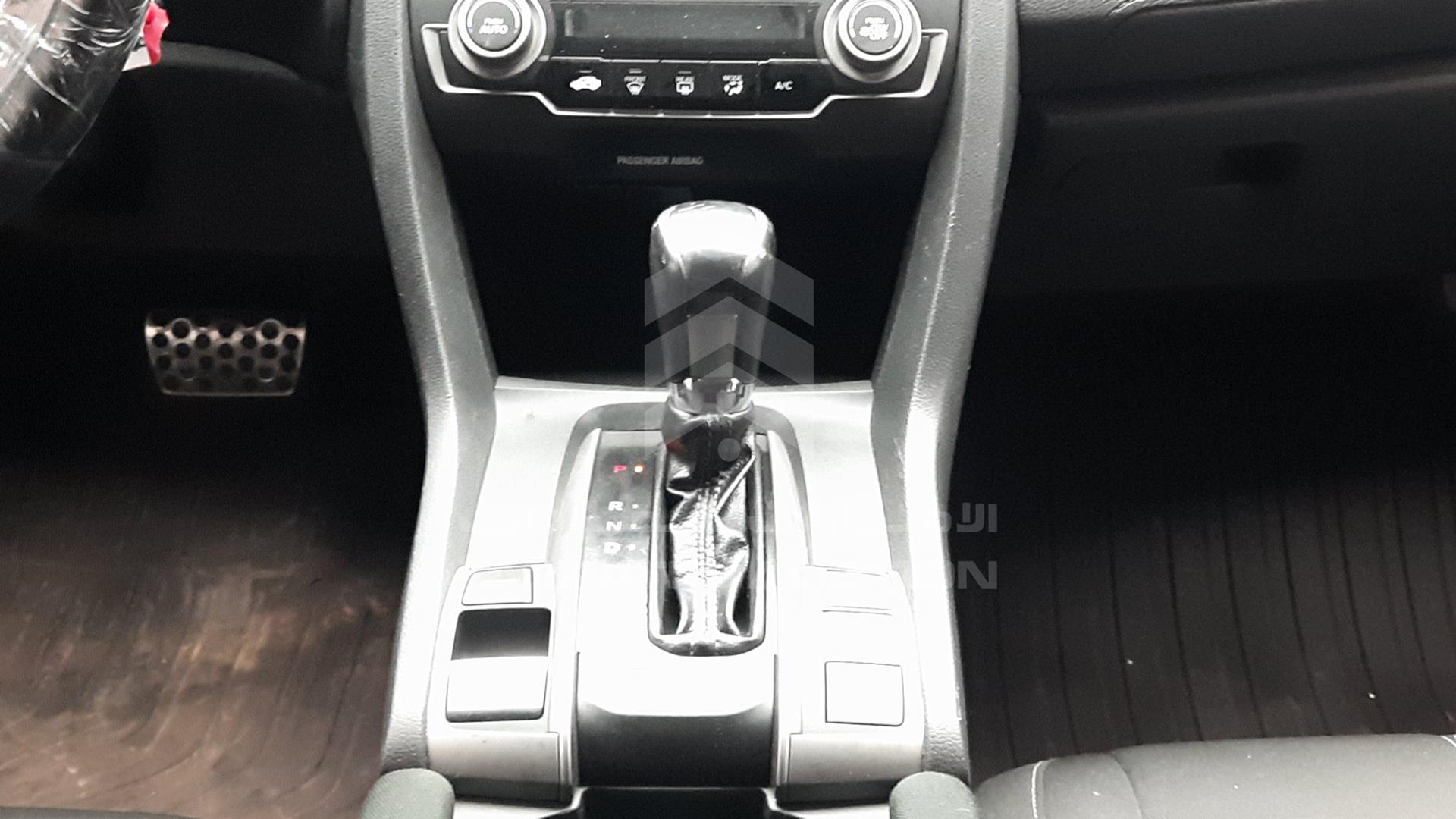 2017 HONDA CIVIC VIN: SHHFK7H44HU211587
