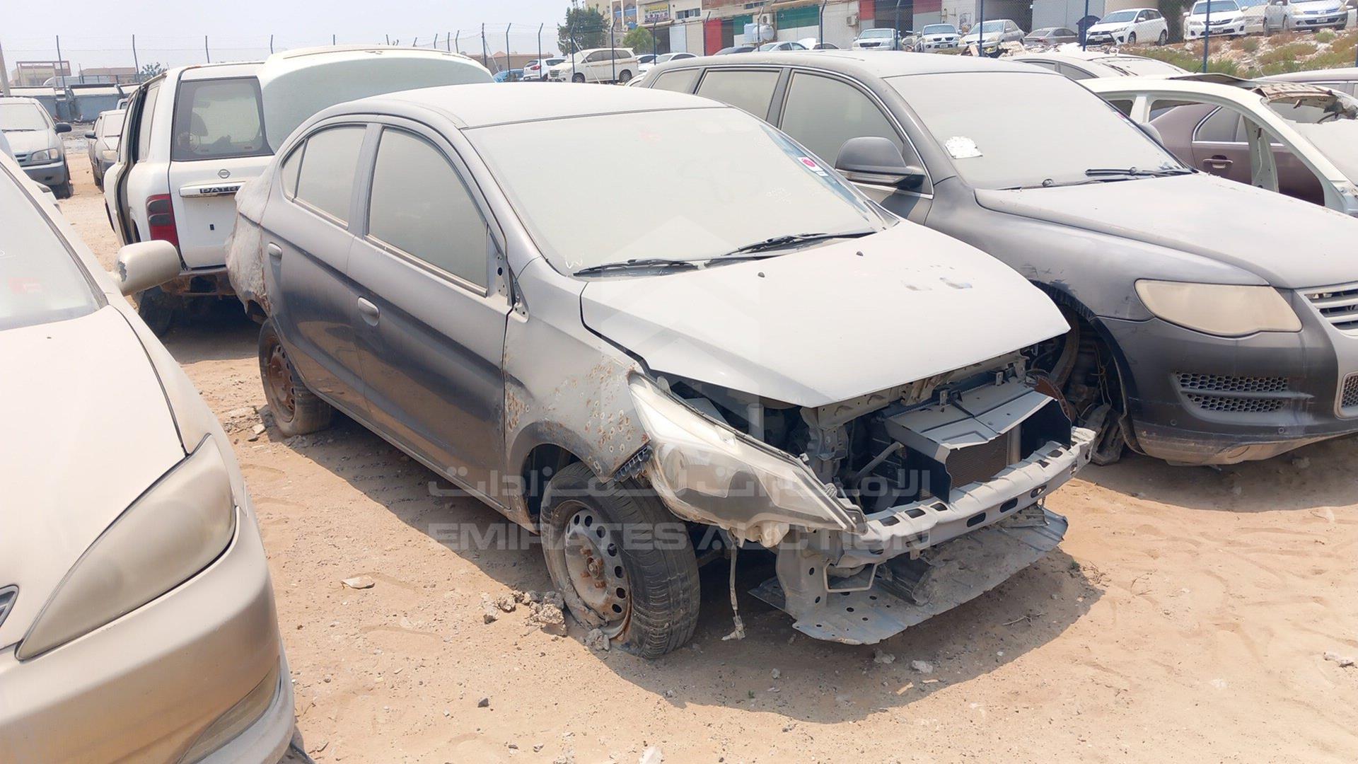 0 MITSUBISHI --- VIN: MMDAFT6J5MH008852