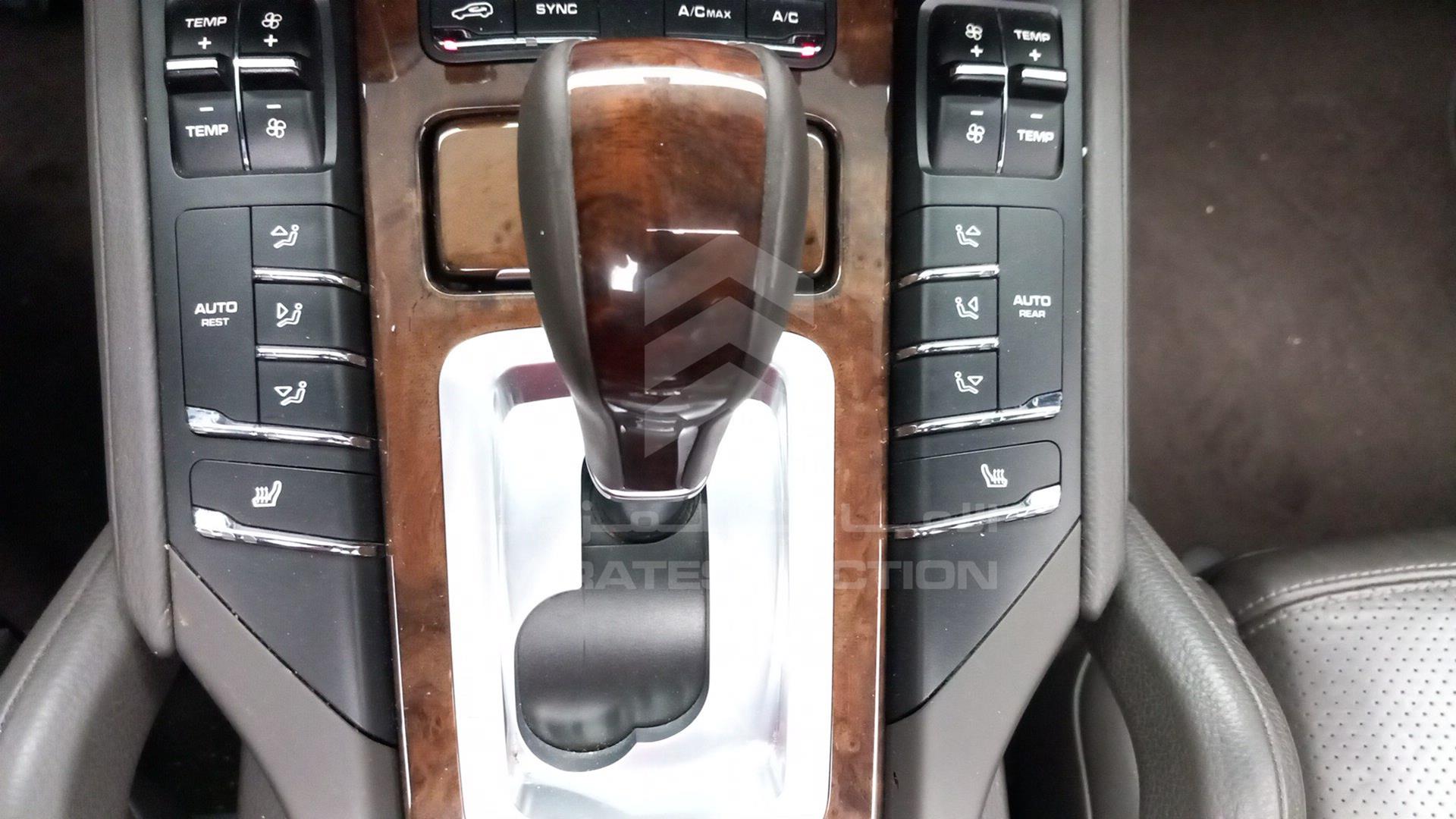 2017 PORSCHE CAYENNE VIN: WP1ZZZ92ZHKA90519
