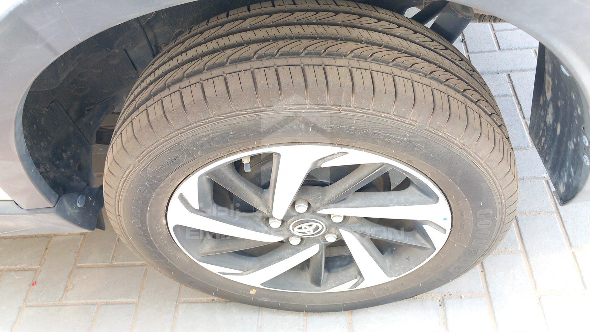 2019 TOYOTA RUSH VIN: MHKEF8BF9KK004078